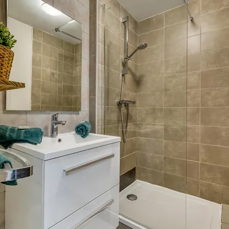 Studio Victoria Boho - Hyper-Centre - Balcon Vue Montagnes - Sejour Thermal & Loisirs Apartamento